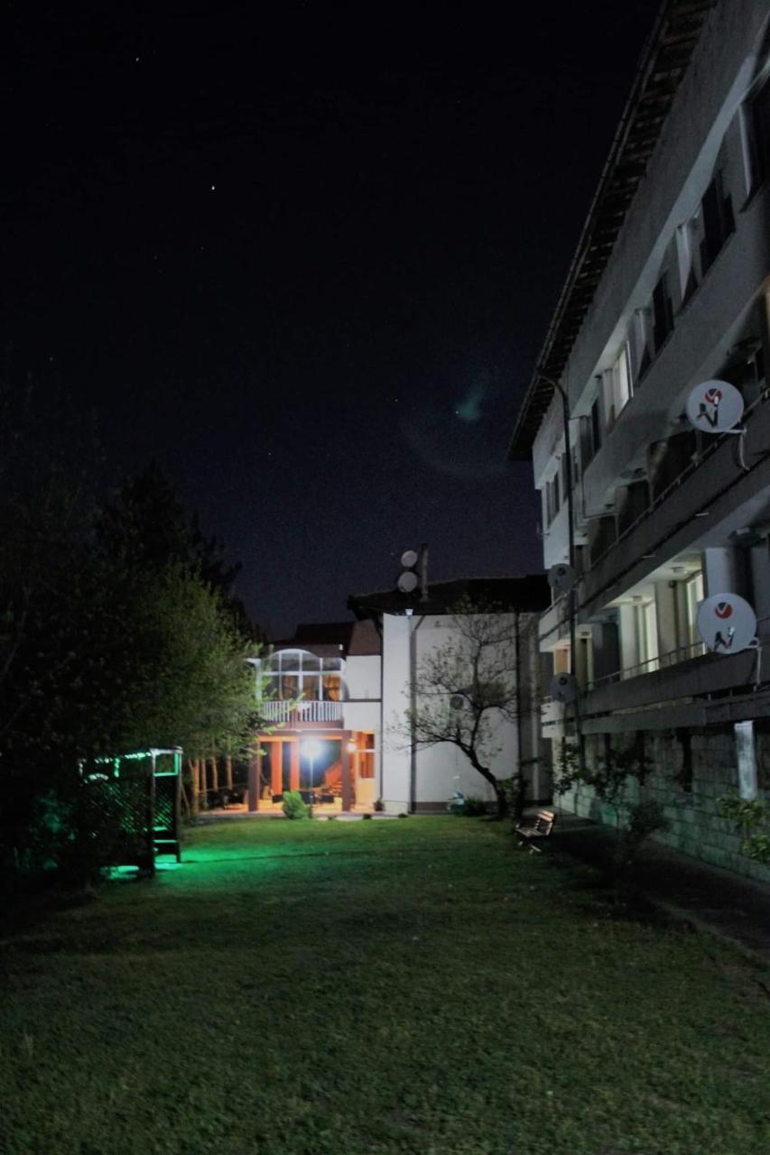 Туристически Дом Кайлъка Pleven Exterior foto