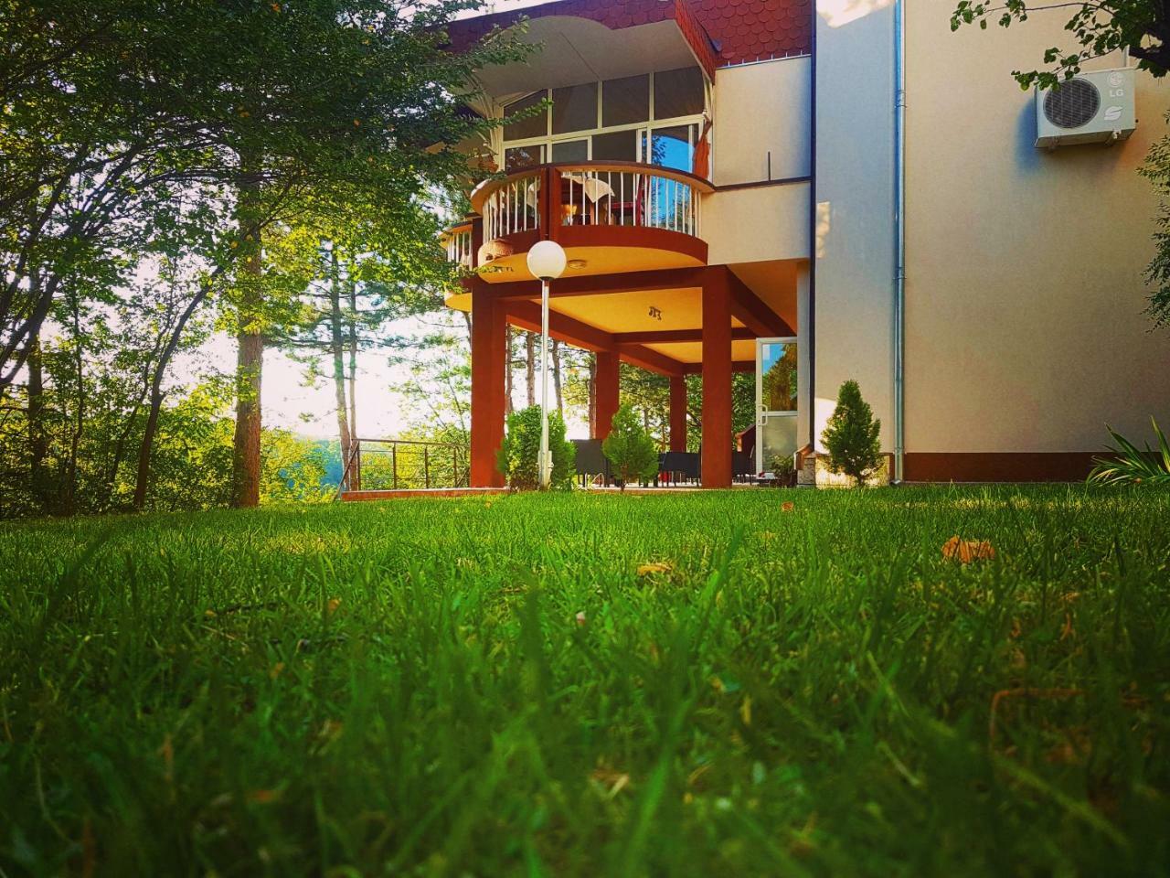 Туристически Дом Кайлъка Pleven Exterior foto